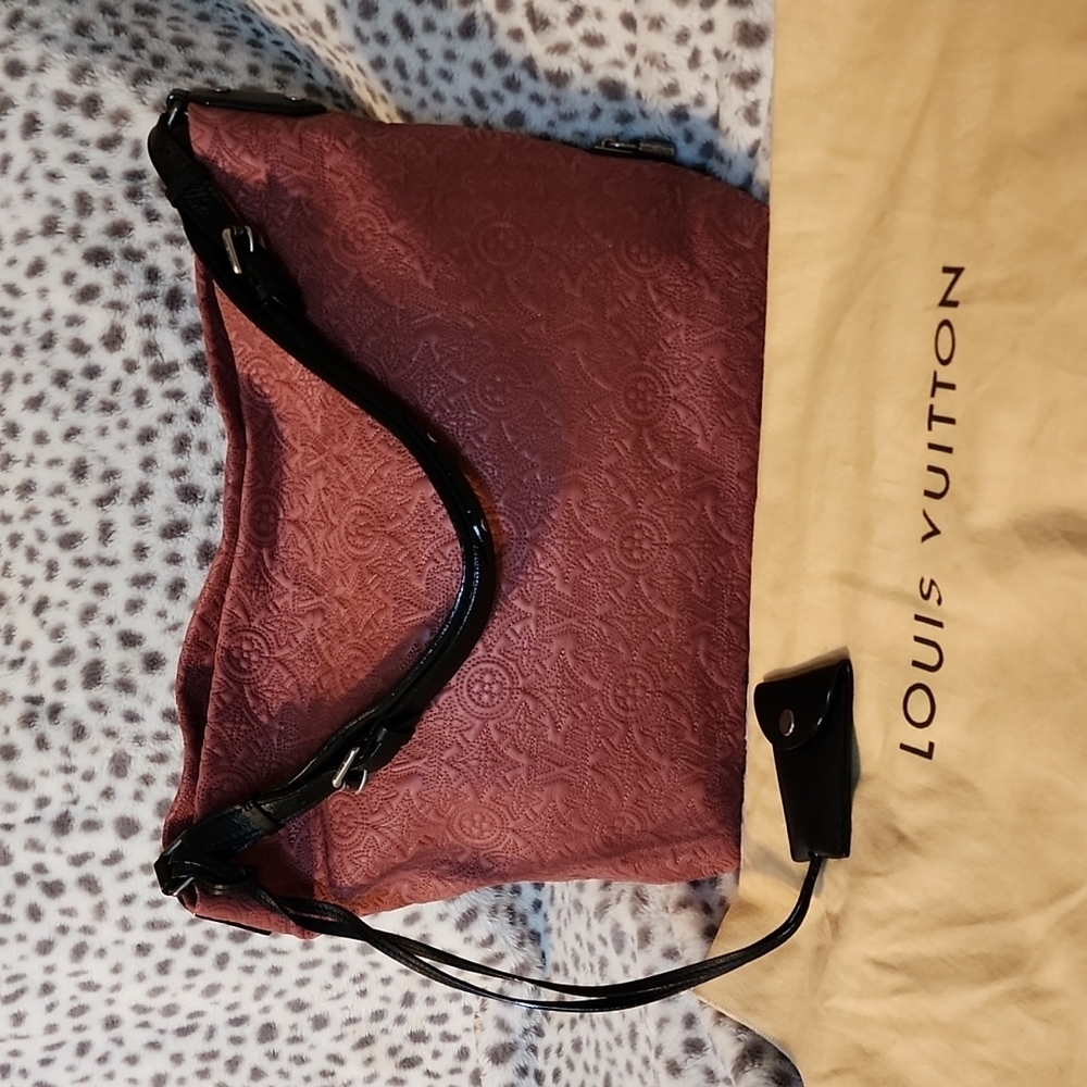 💗Louis Vuitton💗 RARE Antheia